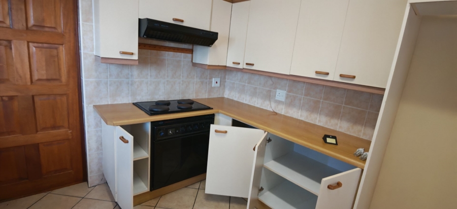 5 Bedroom Property for Sale in Dana Bay Western Cape